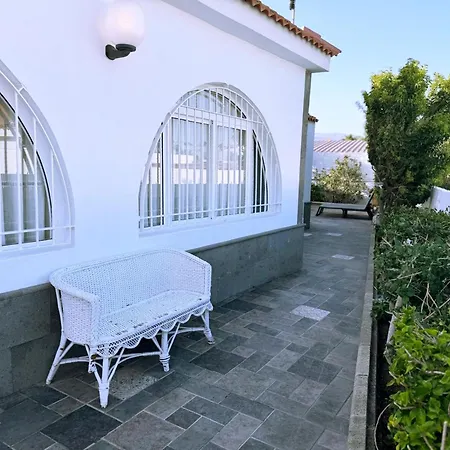 Holiday home Hibiscus *